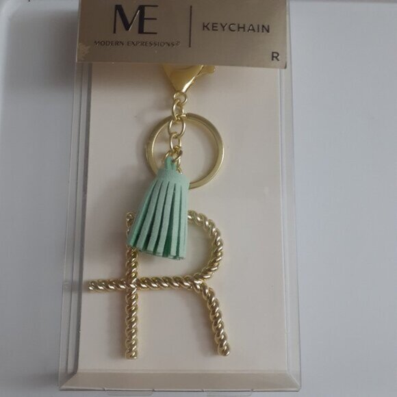Initial "R" Keychain - Picture 4 of 4
